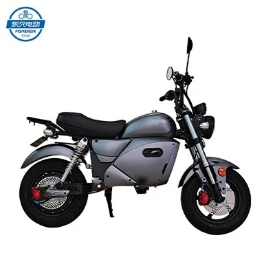 Por quanto tempo devo carregar a bateria de uma motocicleta elétrica no inverno?